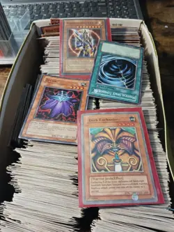 Massive lot of vintage yu-gi-oh trading cards. first editions++ read - Image 5
