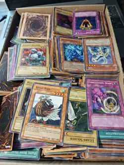 Massive lot of vintage yu-gi-oh trading cards. first editions++ read - Image 1