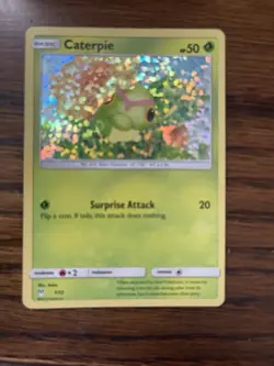 Caterpie 1/12 - Exclusive Sparkle Holo McDonald's 2019 - Pokemon TCG Card MP-HP - Image 1