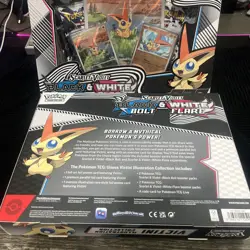x2 Pokemon TCG Black Bolt/White Flare Unova Victini Illustration Collection Box - Image 3
