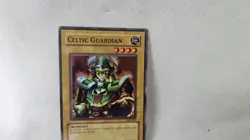 Yugioh Celtic Guardian LOB-007 Super Rare Unlimited VG/EX Baby Foil Shift - Image 4