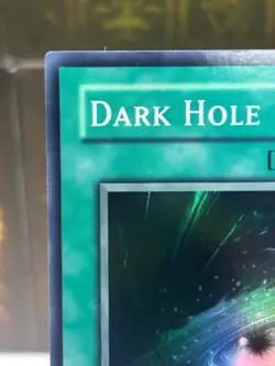 Yugioh Dark Hole LOB-052 The Legend of Blue Eyes White Dragon 1st Edition -NM - Image 2