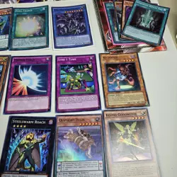 Vintage Yu-Gi-Oh Card Lot Collection Some Holo Cards See Pics - Image 4