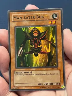 Yu-Gi-Oh LOB-108 Man-Eater Bug Super Rare Ink/Foil Blotch Misprint Error VLP! - Image 1