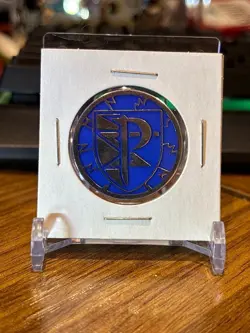 Pokemon TCG flip coin Team Plasma silver mirror holofoil light blue backed - Image 1