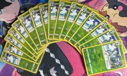 Araquanid Reverse Holo Rare - 020/264 - Fusion Strike Pokemon 2021 - Image 3