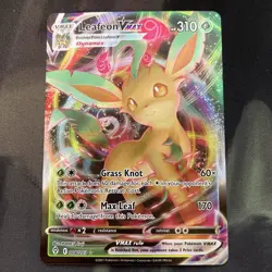 Leafeon VMAX-008/203 SWSH07: Evolving Skies Pokemon Card Grass Type - Image 1