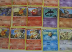 Pokemon 32 Card Lot Various cards 2006-2011 - Image 3