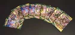 Pokemon Trading Card Game Sword and Shield Evolving Skies Lot 29 packs sealed - Image 5