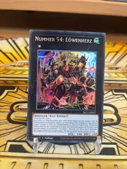 Yugioh Nummer 54: Lowenherz BLC1-DE037 Silver Ultra Rare - Image 1