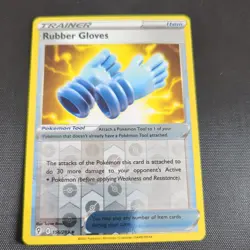 156/203 Rubber Gloves Uncommon REVERSE HOLO Pokemon Trainer Card Evolving Skies - Image 1