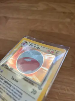 Electrode - 2/64 - Pokemon Jungle 1st Edition Holo Rare Card WOTC - VLP - Image 2