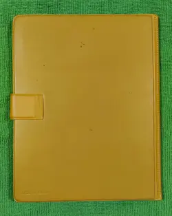 1999 Pokemon Bulbasaur Yellow Collector's Album Vintage Pocket Binder Official - Image 2