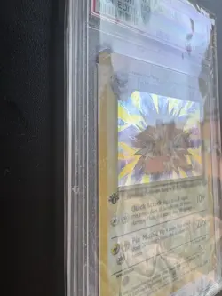 1999 POKEMON JUNGLE 1ST FIRST ED EDITION #4 JOLTEON HOLO PSA 9 VINTAGE - Image 4