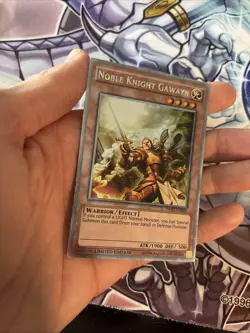 (YBL) Yugioh! Noble Knight Gawayn NKRT-EN004 Platinum Rare Limited Edition LP - Image 2