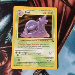 MUK 13/62 POKEMON FOSSIL SET HOLO RARE NM - Image 1