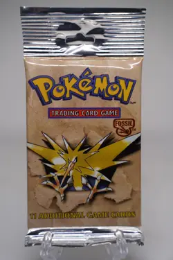 21.44g Pokemon WOTC Fossil Unlimited Booster Pack Vintage Sealed TCG Zapdos - Image 2