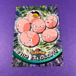 Topps Pokemon Exeggcute 102 Series 1 Card Blue Topps Trading Card TCG - Image 1