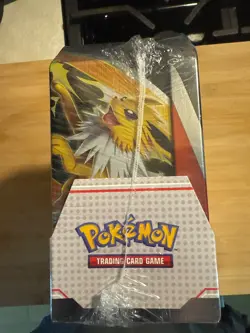 Pokemon Trading Card Game: Flareon Syleveon Tin Bundle 820650855641 - Image 4