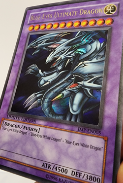 Yugioh! Blue-Eyes Ultimate Dragon JMP-EN005 Limited Edition Ultra Rare (LP) - Image 4