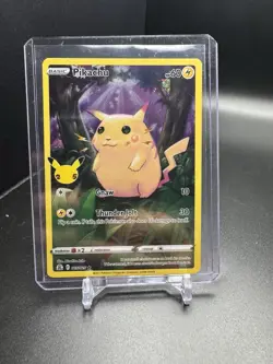 Pokemon TCG Celebrations Pikachu Holo Card 005/025 25th Anniversary - Image 1