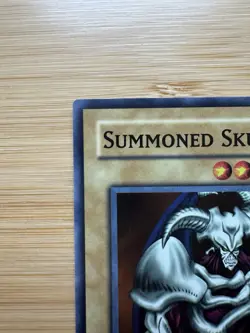 [NM] Yugioh Summoned Skull RP01-EN024 Unlimited Super Rare Retro Pack 25th - Image 2