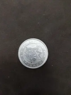 Pokemon TCG Pikachu Metal Coin #25 Nintendo Wizards WOTC 2000 - Image 1