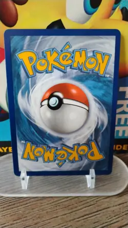 SCOOP UP NET Rebel Clash POKEMON Gold Holo TRAINER 2020 Trading Card 207/192 - Image 2