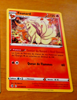 POKEMON POING DE FUSION FRANCAISE CARD CARTE Feunard 031/264 FR MINT 2021 - Image 1