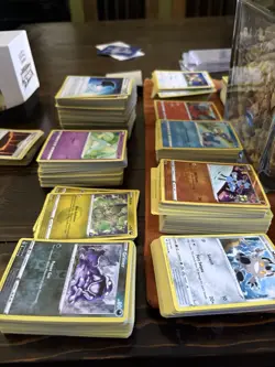700+ Pokemon Card Lot w/ Holos, Vs & Trick or Trade Bundles - Read - Image 5