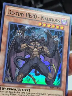 Yugioh Destiny Hero-Malicious DESO-EN010 Super Rare 1st Edition - Image 5