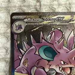 Team Rocket's Nidoking ex 233/182 Destined Rivals Holo SIR Pokemon Card - Image 3