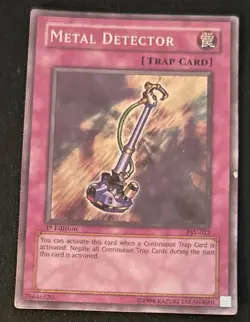 1996 Yu-Gi-Oh! 1st Edition Metal Detector Amulet Trap Card #PSV022 GD Scratched - Image 1