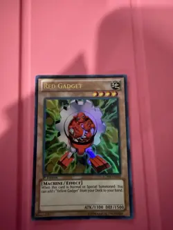 LP | Red Gadget LCYW-EN040 - 1st Edition Ultra Rare | YuGiOh - Image 1