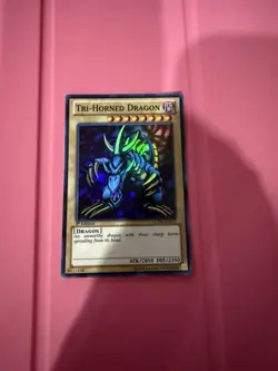 LP | Tri-Horned Dragon LCYW-EN157 - 1st Edition Super Rare | YuGiOh - Image 1