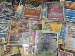 Pokemon - Shining Fates ETB - Elite Trainer Box with 300+ Cards From SWSH era - Image 5