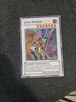 JUNK ARCHER Ultra Rare DP09-EN016 LP Yugioh - Image 1