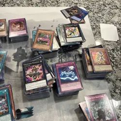 ** 100 YUGIOH CARDS ** MIXED NO DUPLICATES LOT! W/ 20 RARES AND HOLOS - Image 2