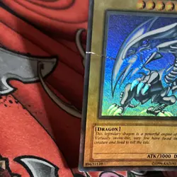 Faded Blue-Eyes White Dragon SDK-001 Ultra Rare MP Holo Bleed Error YUGIOH - Image 3