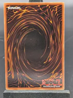 Yugioh Dark Magician SDY-006 Ultra Rare LP - Image 2