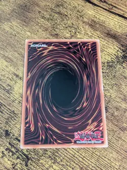 Yugioh Blue-Eyes White Dragon LDS2-EN001 1st Edition Ultra Rare NM - Image 3