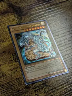 Yugioh Blue-Eyes White Dragon YSKR-EN001 Ultimate Rare 1st Edition - Image 3