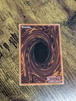 Yugioh Blue-Eyes White Dragon LOB-EN001 25th anniversary Ultra Rare NM - Image 4