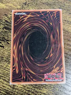 Yugioh Neo Blue-Eyes Ultimate Dragon MVP1-ENG01 Gold Rare 1st Edition NM - Image 3