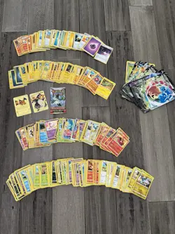 500+ POKEMON CARDS Collection Lot W/ 83 Holos - Image 1