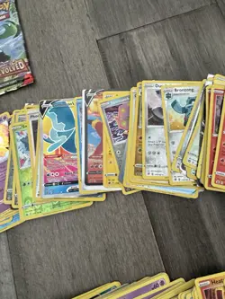 500+ POKEMON CARDS Collection Lot W/ 83 Holos - Image 3