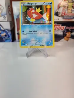 Magikarp 22/83 Toys R Us Exclusive Promo Generations 2016 Pokemon TCG - Image 4
