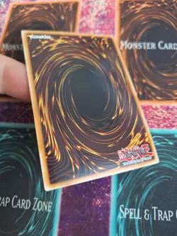 Yugioh The Agent of Mystery - Earth SDLS-EN002 Super Rare 1st Edition Near Mint - Image 4