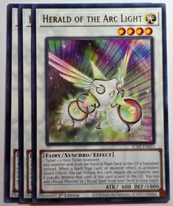 Yugioh x3 Herald of the Arc Light JUSH-EN051 Rare 1st Edition - Image 1