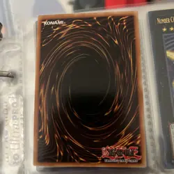 Number S39: Utopia the Lightning MAGO-EN034 Maximum Gold 1st Ed - Yugioh Card - Image 2